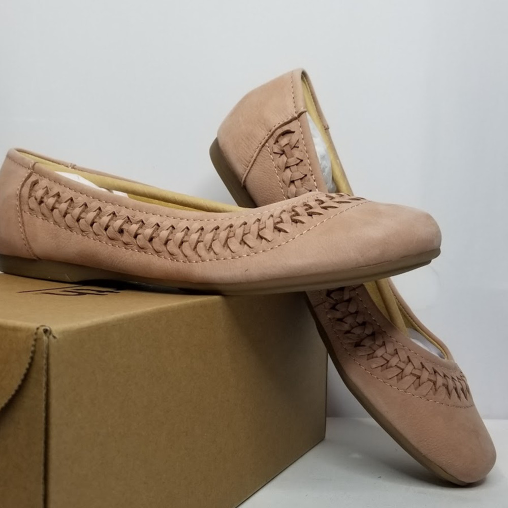 Earth Women's JETT Casual Flats Size 9 Light Pink NWT